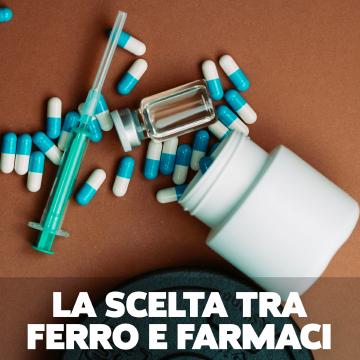 Doping nel kettlebell lifting: siringa, pillole, contenitore per pillole, fialetta e disco di ghisa, rappresentando la scelta tra prestazioni naturali e uso di sostanze dopanti