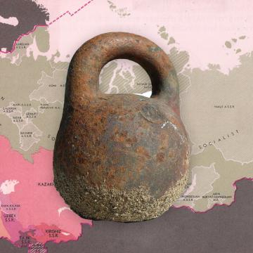 Origine storica del kettlebell in Russia, strumento di allenamento antico
