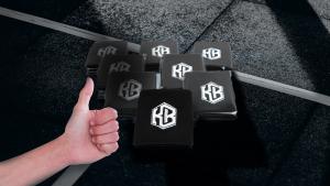Polsini BlazeBands: L'Accessorio Indispensabile per gli Atleti di Kettlebell Lifting e Sollevamento Pesi